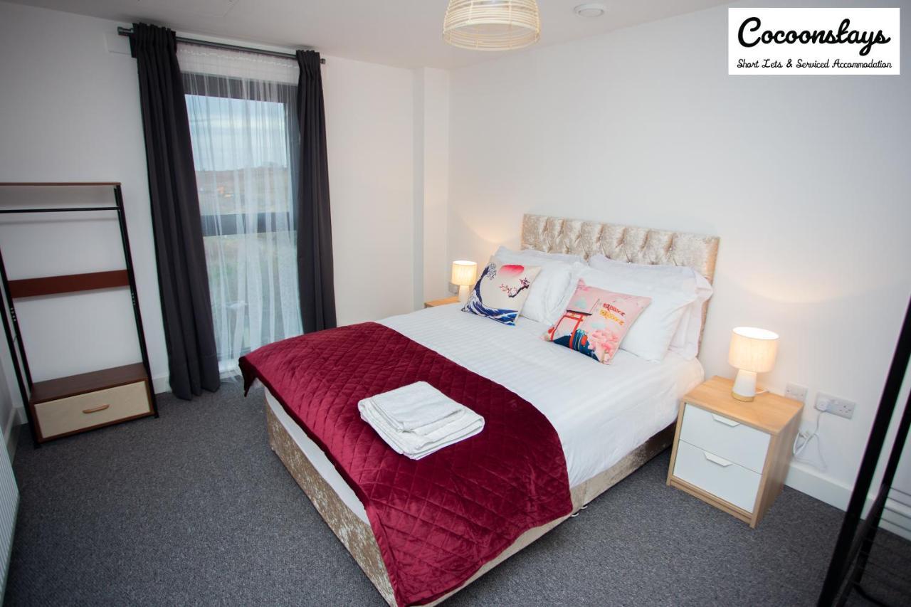 Cocooonstays Short Lets & Accommodation סלאו מראה חיצוני תמונה